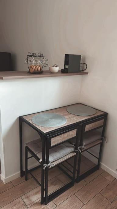 Beautiful F2 Apartment 5 Stops By Train From Paris Море-сюр-Лоан Екстериор снимка